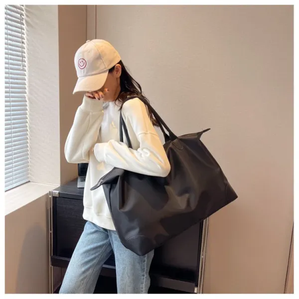 Alo Yoga Duffle Bag Black Travel Bag - 18