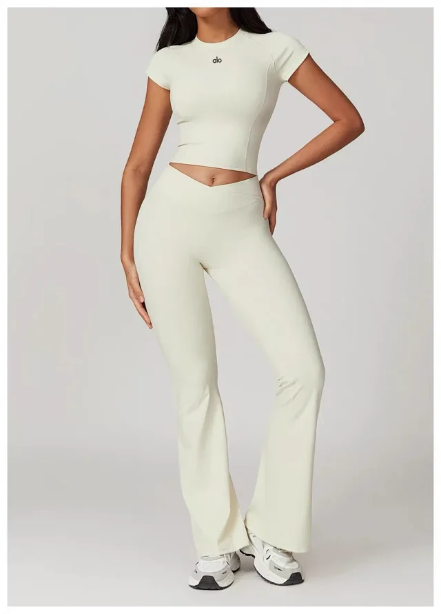 Alo Yoga T-Shirts Fitted cropped cap-sleeve T-shirt with built-in cup options product detail image 33