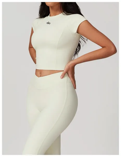 Alo Yoga Sculpt Short Sleeve Crop Top Light Blue Activewear - 33