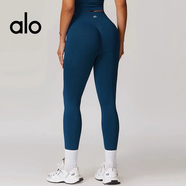 Alo Pants: seller detail photo 4