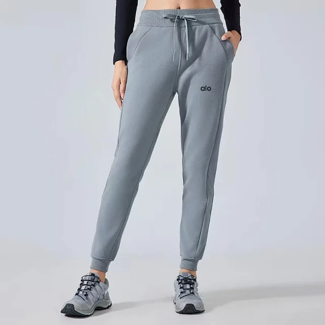 Alo Yoga Trousers Drawstring jogger sweatpants product detail image 18