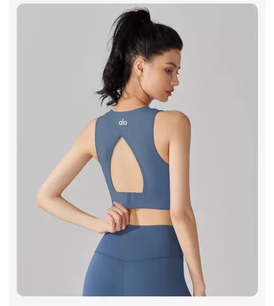 Alo Yoga Studio Crop Top Black Activewear - 25