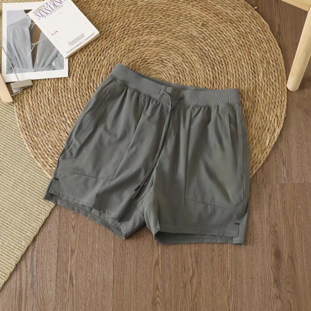 Alo Shorts 7-inch drawstring with zip pockets image 5
