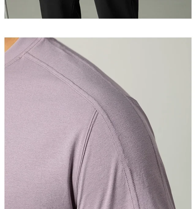 Alo Yoga T-Shirts Logo Crewneck Short-Sleeve T-Shirt product detail image 19