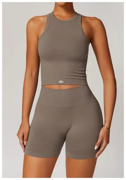 Alo Halter Crop Top Cream Activewear - 23