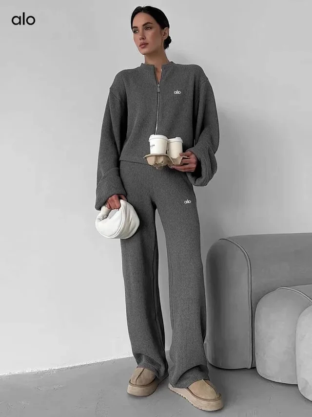 Alo Tracksuits Knitted zip-up jacket and wide-leg trousers set product detail image 5