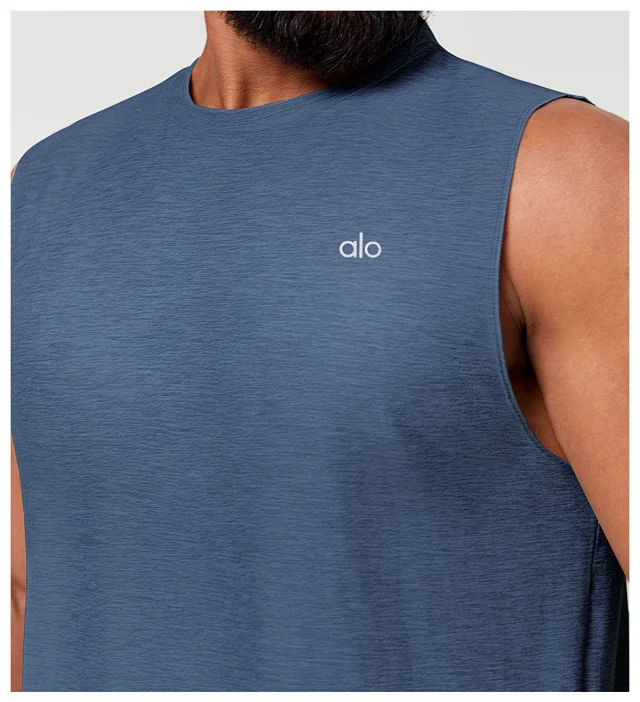 Alo Vests Sleeveless crew-neck performance vest product detail image 18
