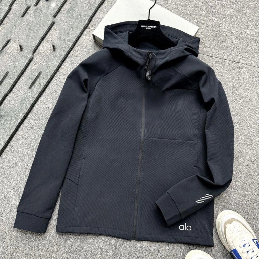 Alo Jackets Hooded full-zip jacket with contrast raglan sleeves image 7