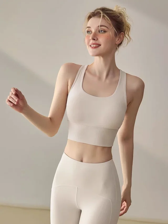 Alo Yoga Underwear Racerback Longline Sports Bra product detail image 3