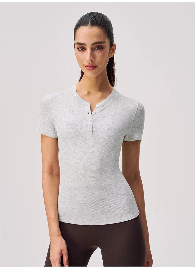 Alo T-Shirts Ribbed slim-fit short-sleeve Henley T-shirt image 12