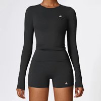 Top: Premium Black