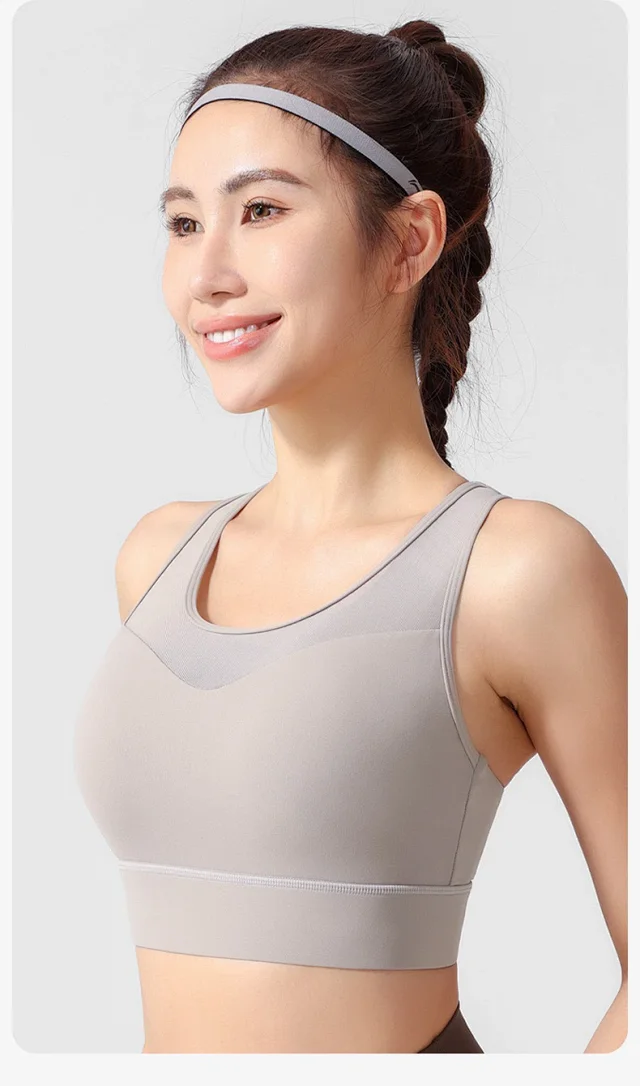 Alo Underwear Mesh-panel cross-back sports bra with adjustable hook closure product detail image 18