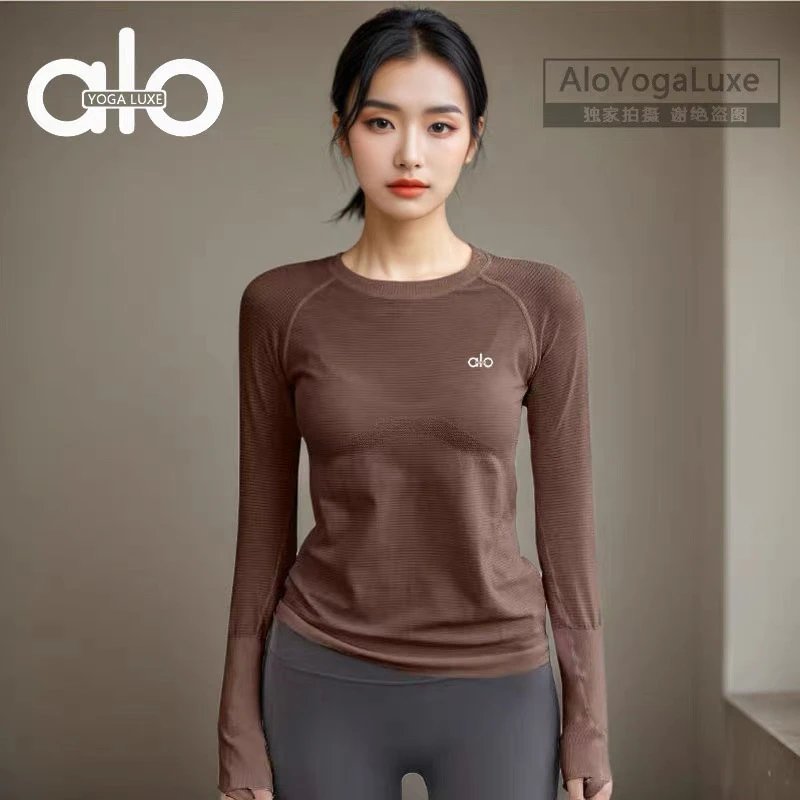 Alo Yoga T-Shirts Long-Sleeve Crewneck Thumbhole Performance Top — Coffee color