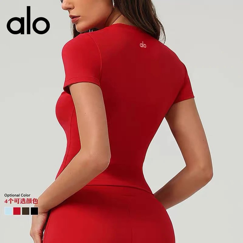 Alo Yoga T-Shirts Women's fitted short-sleeve crew-neck T-shirt image 2