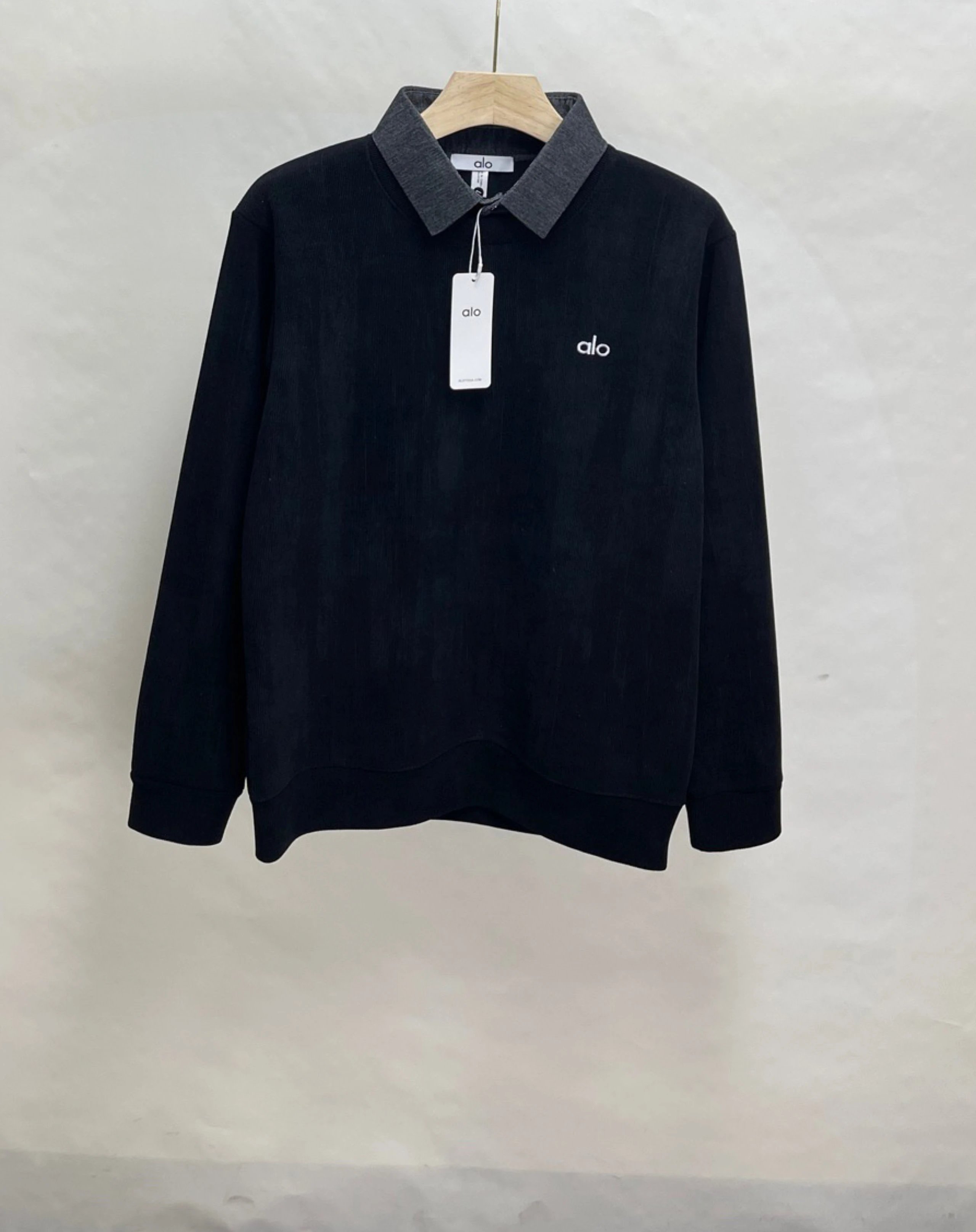 Alo Hoodies & Sweatshirts Contrast Collar Sweatshirt image 8