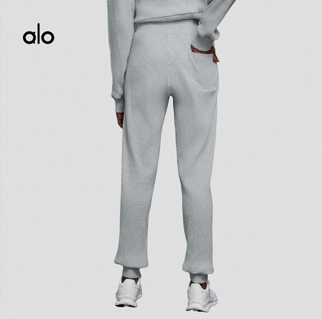 Alo Pants: seller detail photo 2