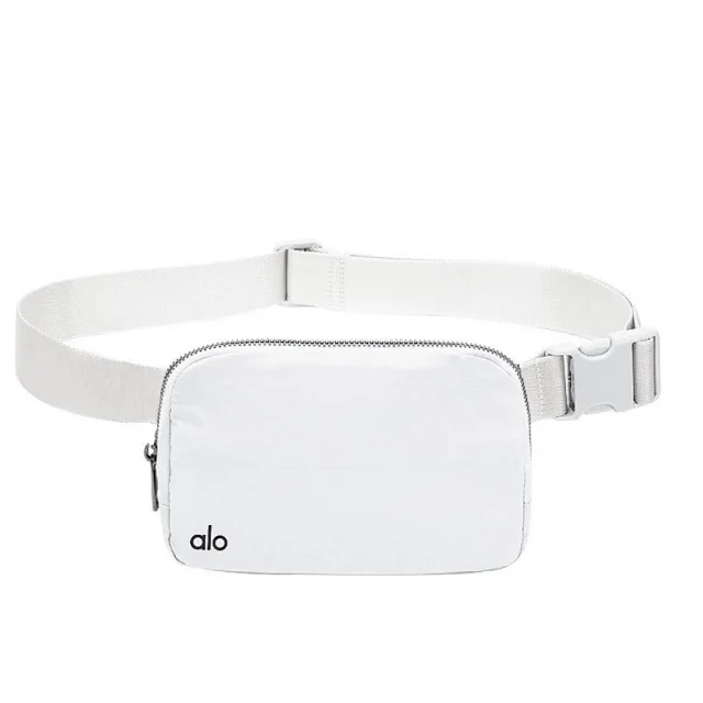 Alo Yoga Crossbody Bags Belt Bag product detail image 2