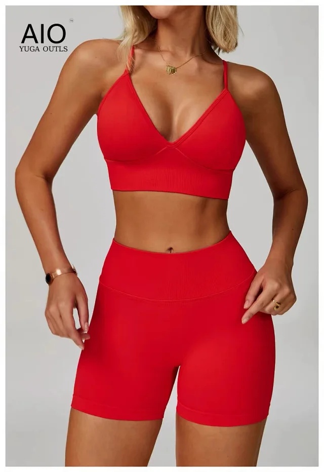 Alo Yoga Shorts High-Waisted Seamless Training product detail image 21
