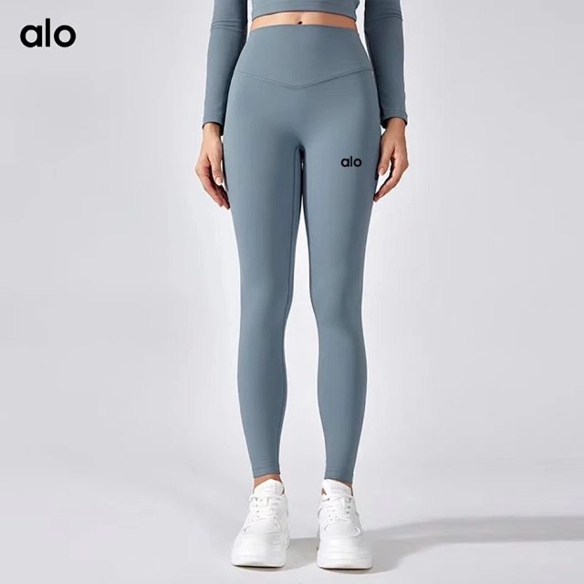 Alo Pants: seller detail photo 7