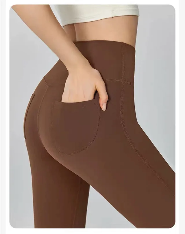 Alo Yoga Trousers High-Waisted Flared Pants with Pockets product detail image 25