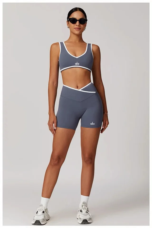 Alo Yoga Shorts High-waisted contrast crossover waistband biker product detail image 51