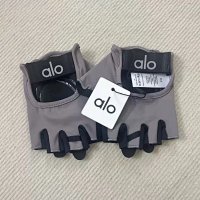 Alo Gloves — seller photo 8