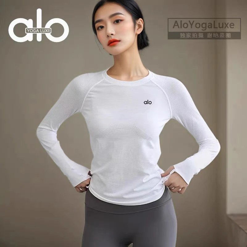 Alo Yoga T-Shirts Long-Sleeve Crewneck Thumbhole Performance Top — white