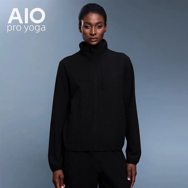 Alo Coat: seller detail photo 2