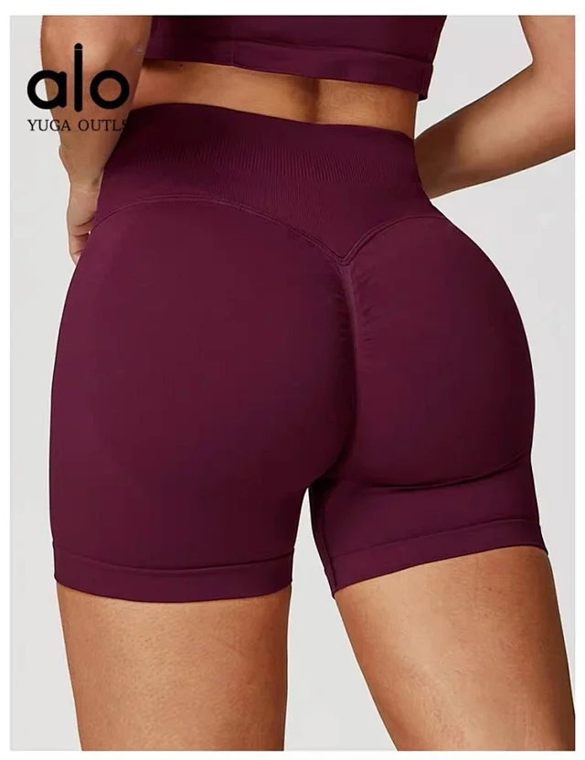 Alo Shorts High-Waisted Seamless Biker product detail image 29