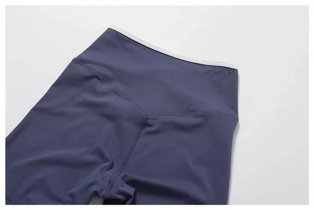 Alo Yoga Shorts High-waisted contrast crossover waistband biker product detail image 69
