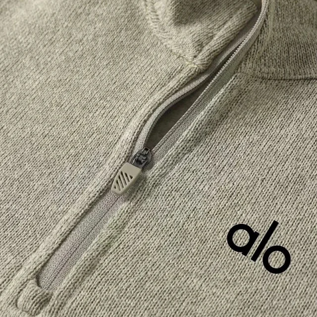 Alo Hoodies & Sweatshirts Quarter-Zip Fleece Pullover with Sleeve Zip Pocket product detail image 4