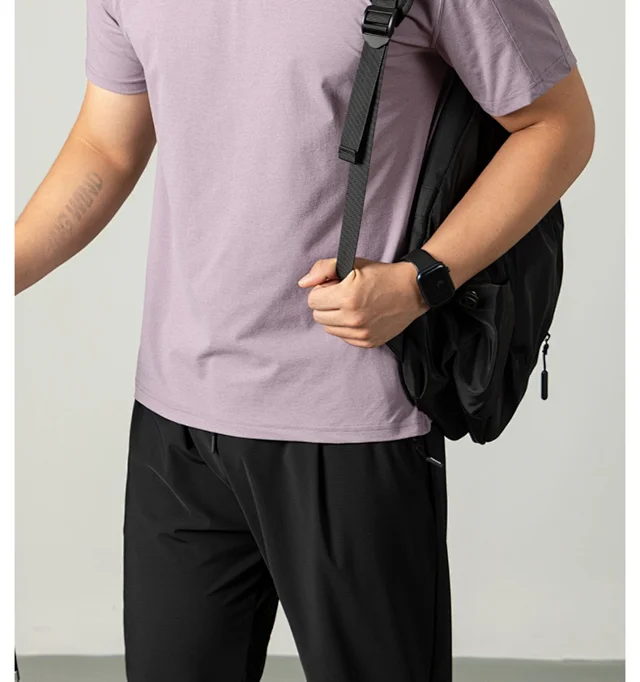Alo Yoga T-Shirts Logo Crewneck Short-Sleeve T-Shirt product detail image 18