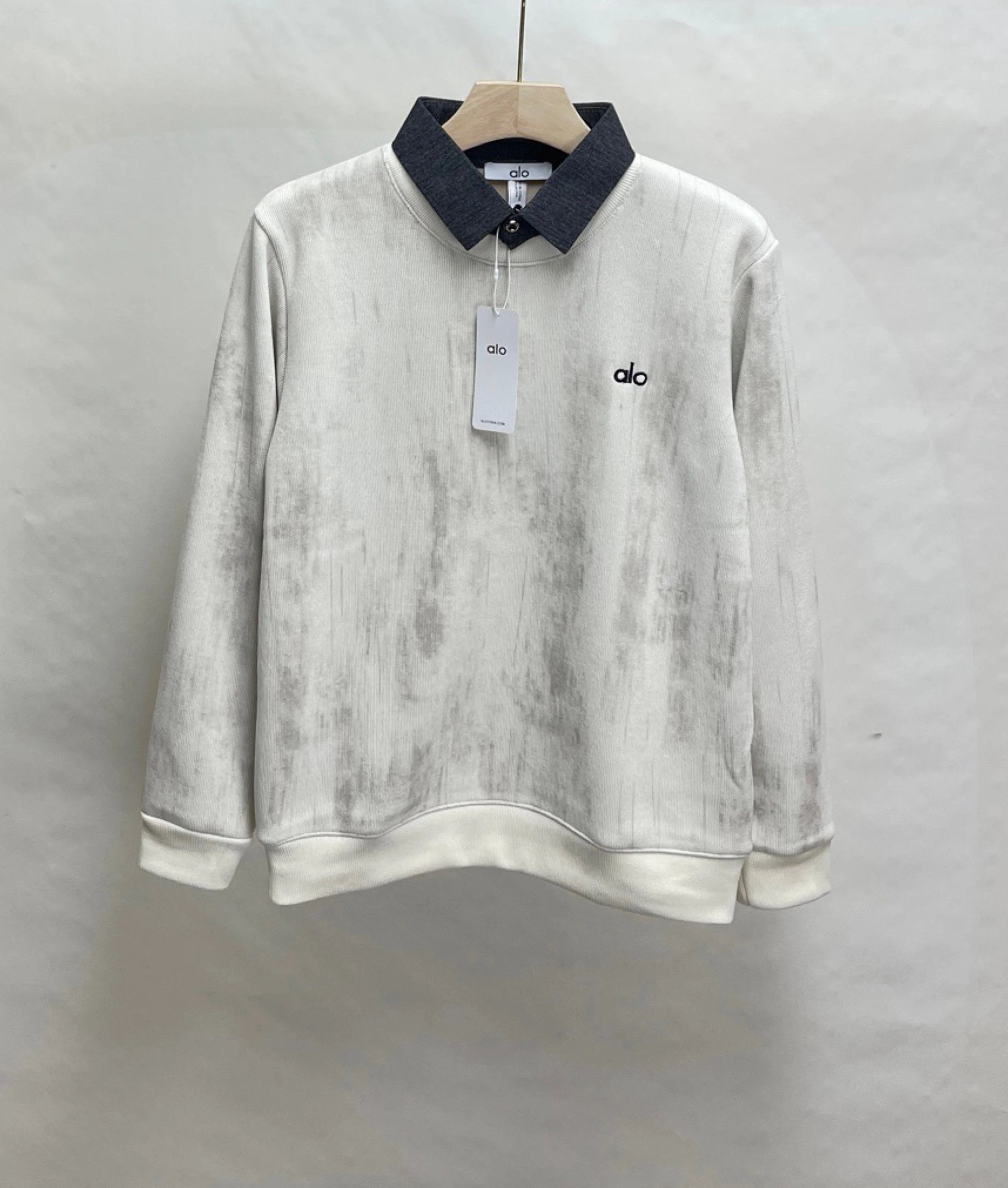 Alo Hoodies & Sweatshirts Contrast Collar Sweatshirt image 9