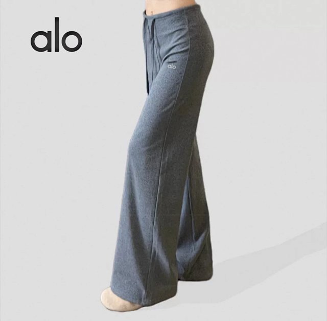 Alo Pants: seller detail photo 8