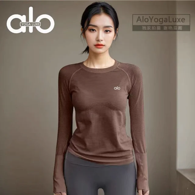 Alo Yoga T-Shirts Long-Sleeve Crewneck Thumbhole Performance Top product detail image 20