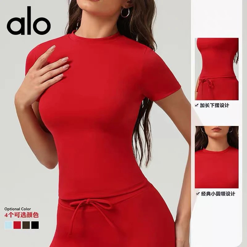 Alo Yoga T-Shirts Women's fitted short-sleeve crew-neck T-shirt image 3