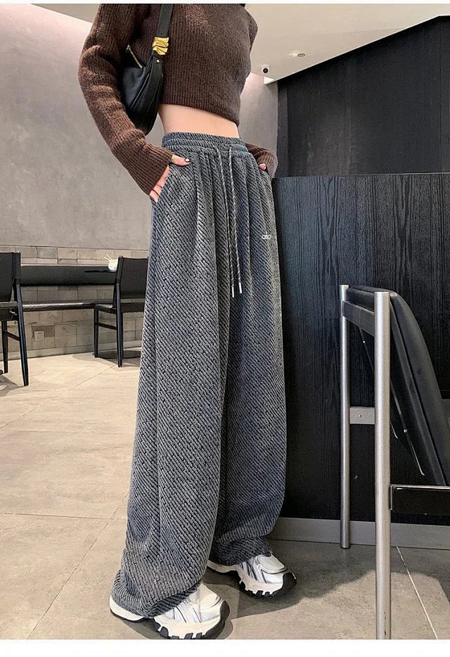 Alo Pants: seller detail photo 14
