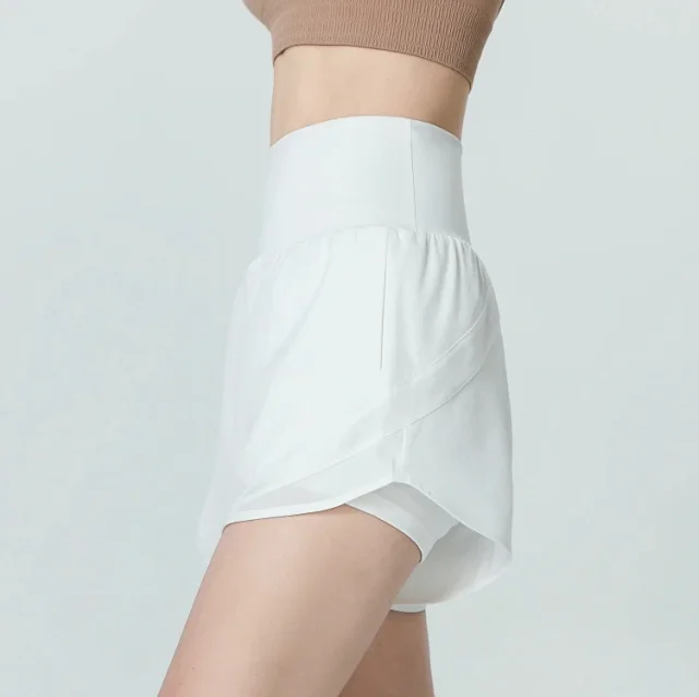 Alo Shorts High-waisted layered athletic with pockets product detail image 17