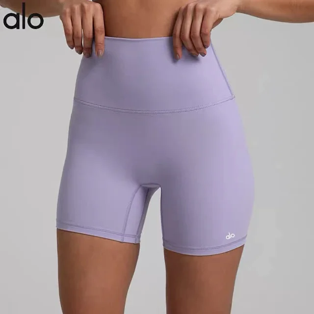 Alo Yoga Shorts High-Waisted Biker product detail image 8