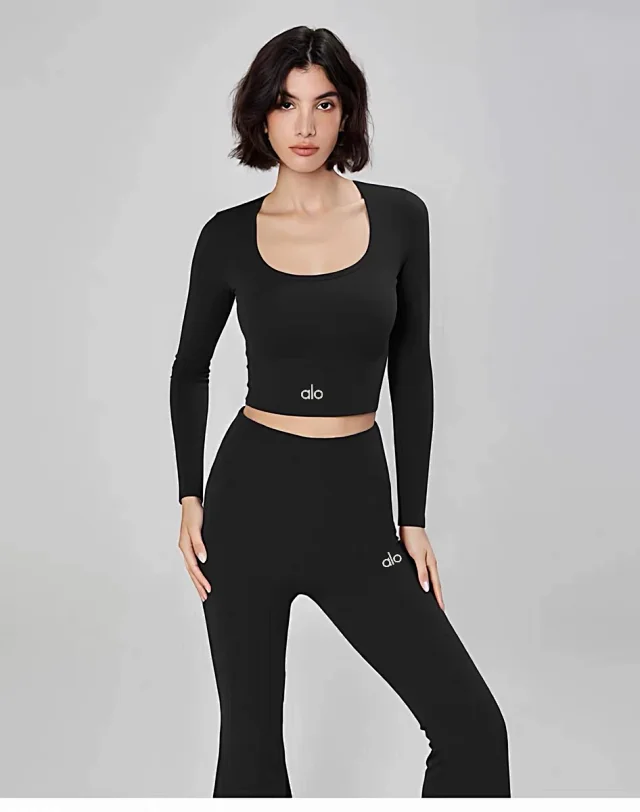Alo Yoga Shirts Women's long-sleeve cropped athletic top with built-in bra product detail image 26