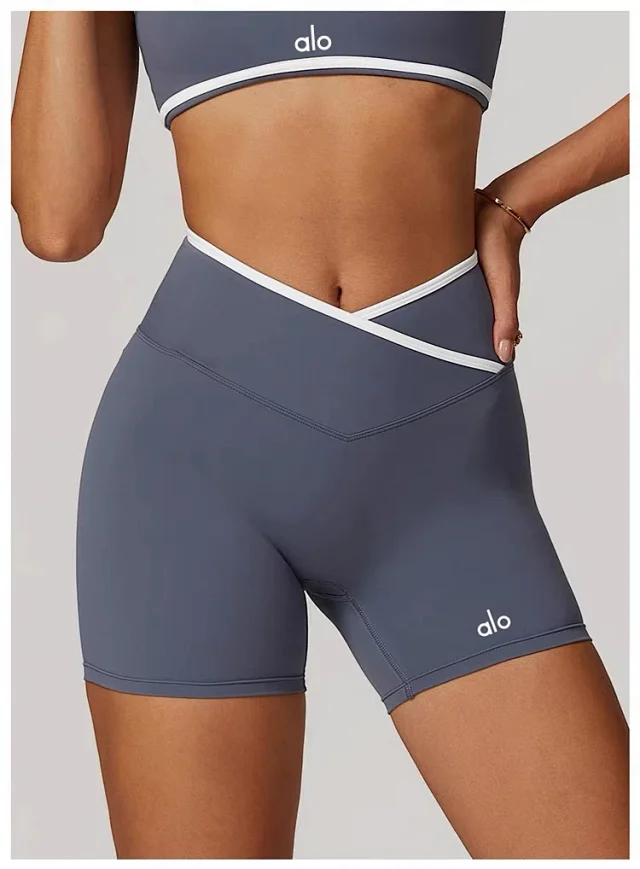 Alo Yoga Shorts High-waisted contrast crossover waistband biker product detail image 49