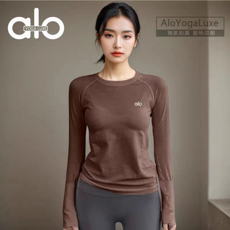 Alo Yoga T-Shirts Long-Sleeve Crewneck Thumbhole Performance Top image 4