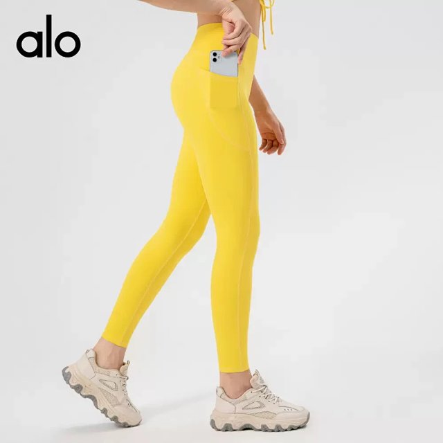 Alo Pants: seller detail photo 6