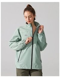 Alo Coat — seller photo 7