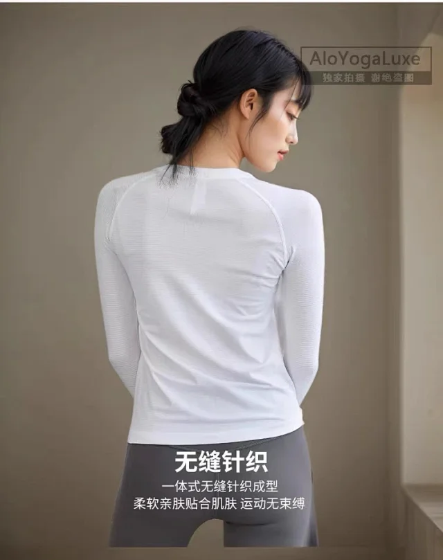 Alo Yoga T-Shirts Long-Sleeve Crewneck Thumbhole Performance Top product detail image 16