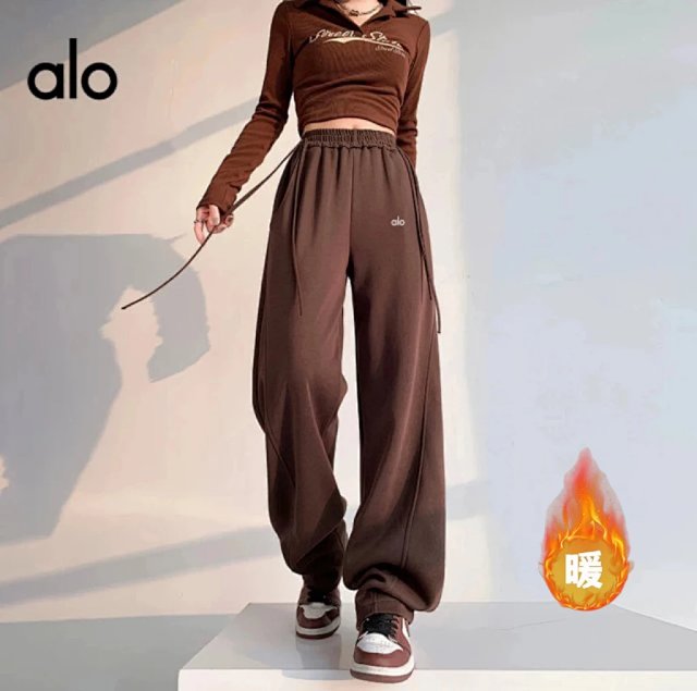 Alo Pants: seller detail photo 5