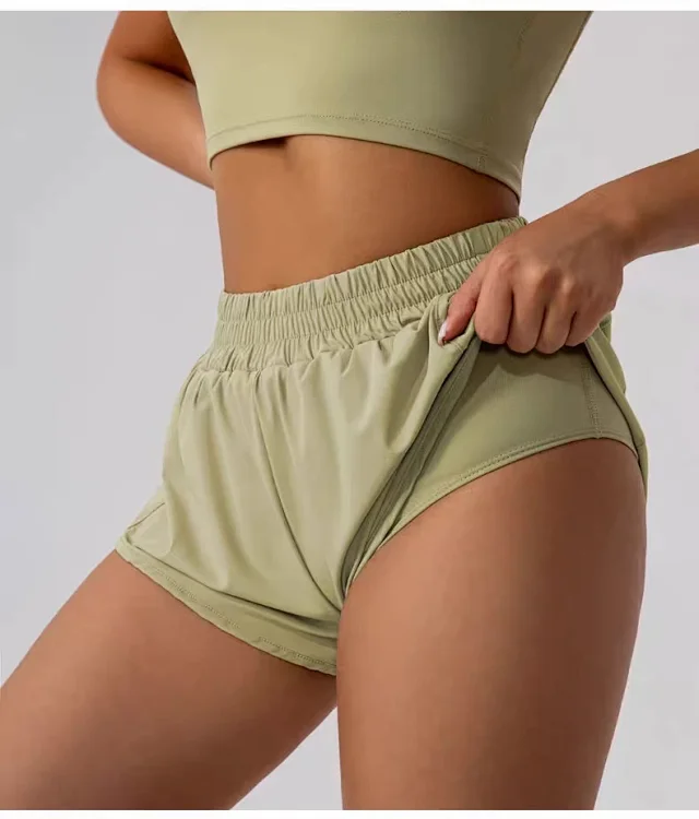 Alo Shorts High-Waisted Lined Athletic product detail image 14