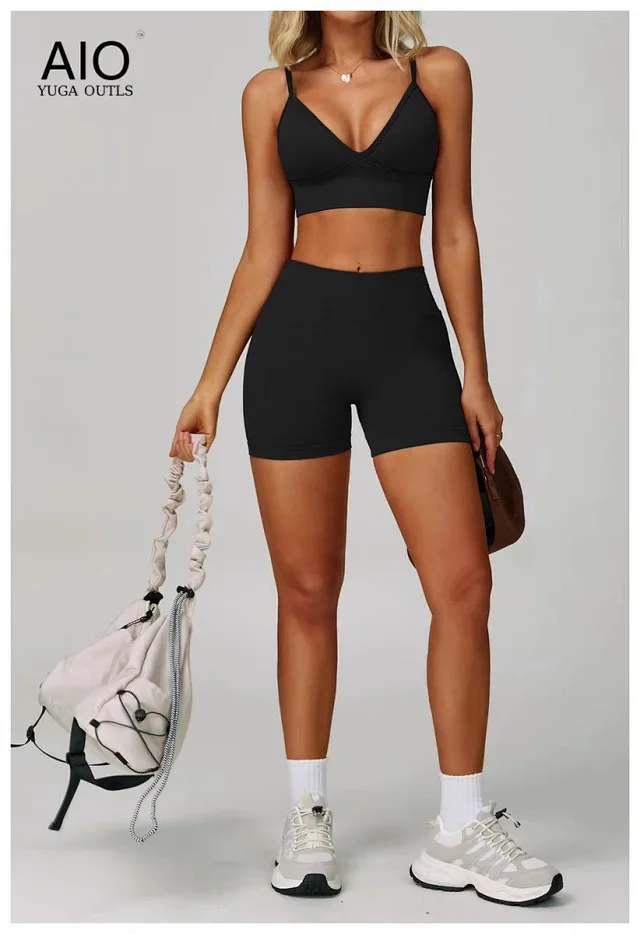 Alo Yoga Shorts High-Waisted Seamless Training product detail image 34