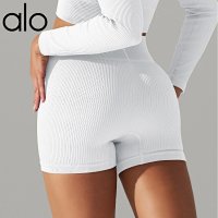 Alo Short — seller photo 7