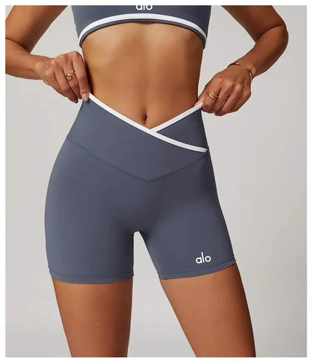 Alo Yoga Shorts High-waisted contrast crossover waistband biker product detail image 50